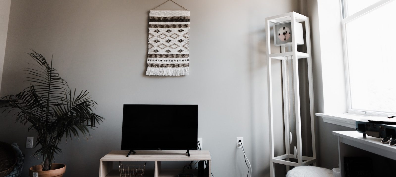 15 Things You Should Get Rid Of Now For a Cleaner, Calmer Home